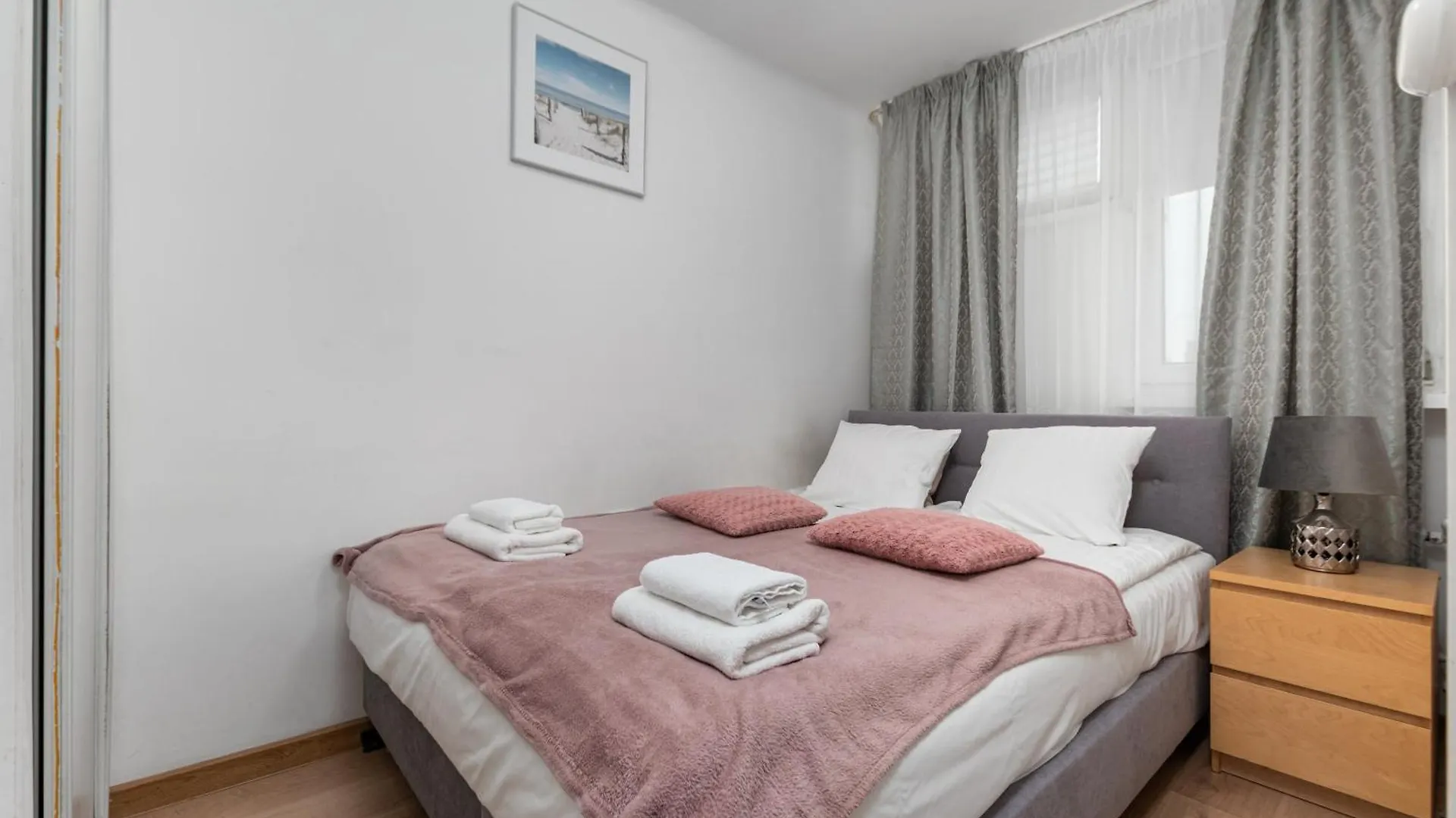 Marszalkowska 111A By Homeprime location